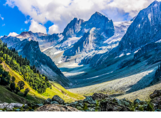 Charming Kashmir: A Serene Escape (6D/5N)